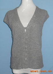 盈富針織時(shí)裝 專注設(shè)計(jì)，引領(lǐng)針織時(shí)尚新潮流